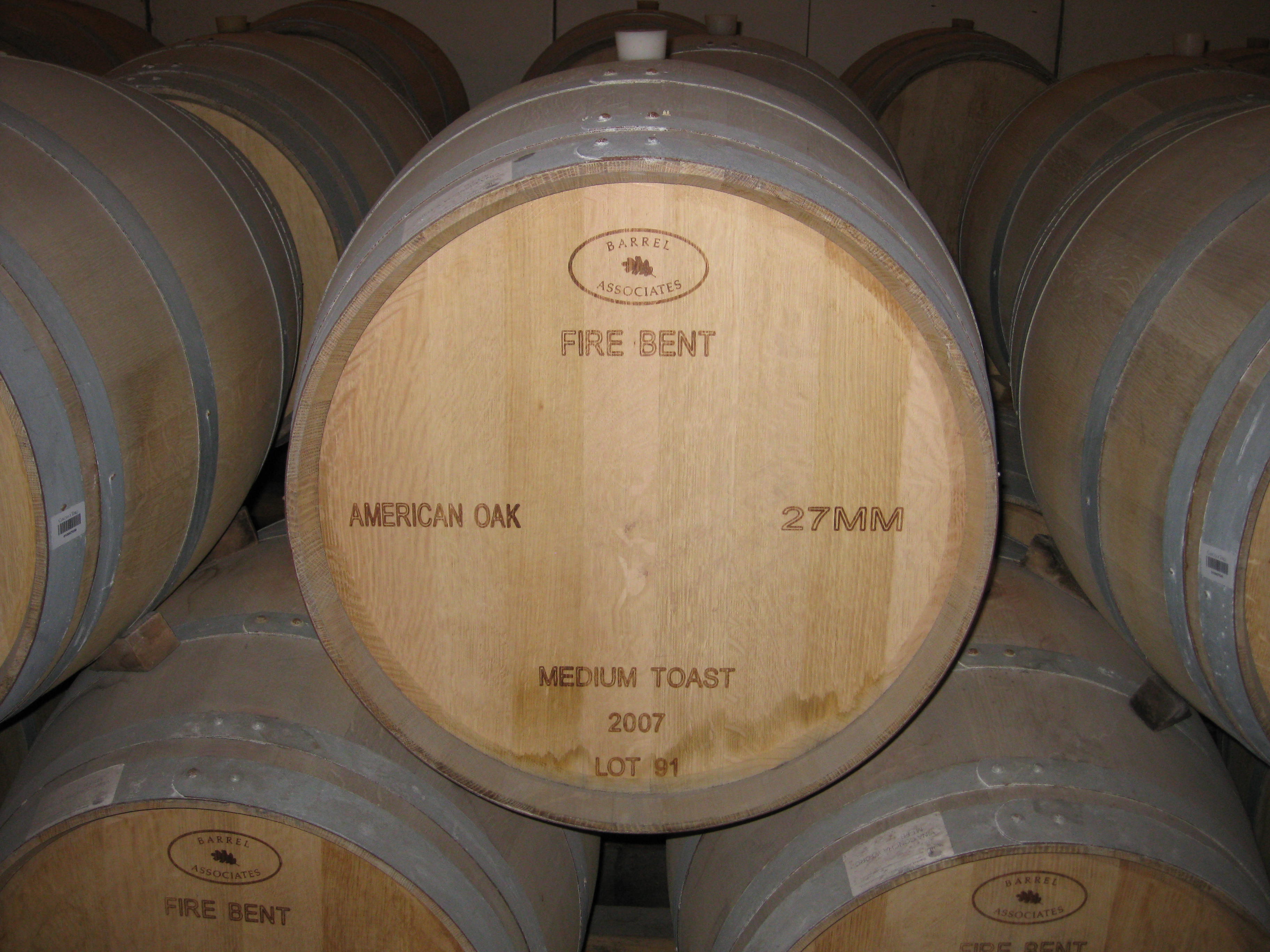 Oak wine barrels 