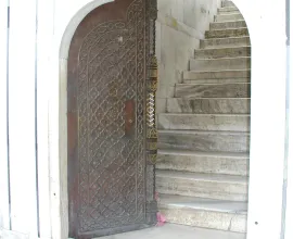 The steps that lead up to the Taj Mahal.