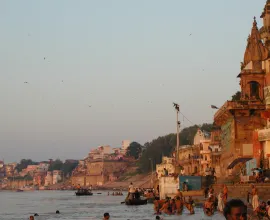 The shoreline of Varanasi.